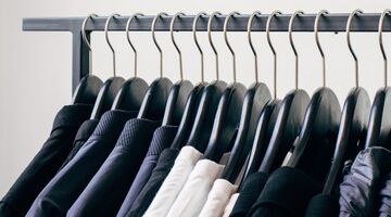 waarom nieuwe kleding wassen na aankoop