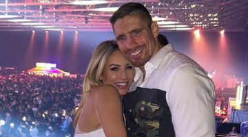 Rico Verhoeven nieuwe auto vriendin Naomy van Beem