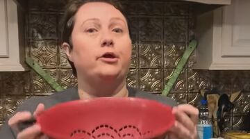 hoe moet je een vergiet echt gebruiken lifehack