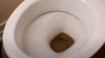 hoe bruine aanslag wc weg tip keukenmiddeltjes