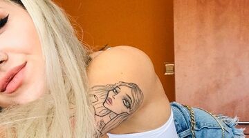 jakub kiwior vriendin claudia redheaded instagram