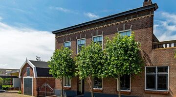 een van de mooiste woonboerderijen van nederland te koop funda