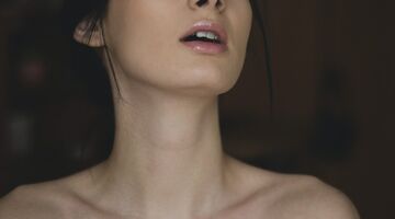 afknapper in bed vrouwen onzeker