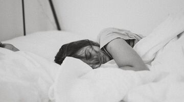 waarom vaak wakker in de nacht om 3 uur