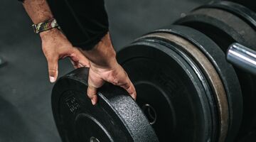 welk tijdstip beste sporten krachttraining afvallen ochtend middag avond