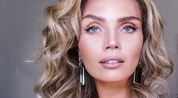 Kim Feenstra showt haar prachtige nieuwe wagen