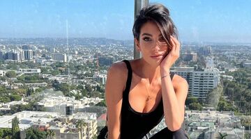 anna-nooshin-bikini-foto-instagram