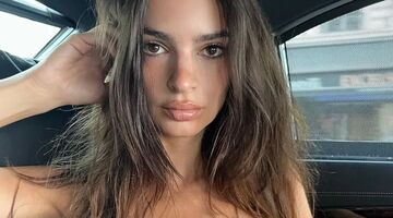 emily ratajkowski instagram bikini