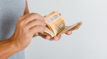 minimumloon stijgt 2023 juli