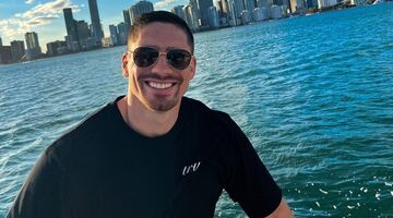 nieuwe auto rico verhoeven mercedes