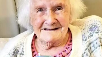 108-jarige vrouw legt haar geheim uit voor een lang leven honden, geen kinderen