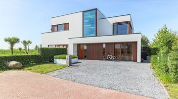 funda villa groningen te koop