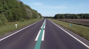 waarom groene streep op wegdek