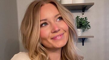 jongedame draagt pyjama meerdere nachten achter elkaar