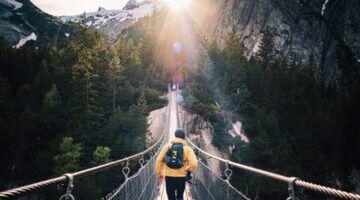 Een man op wereldreis