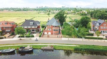 amstelveen villa te koop aan de amstel