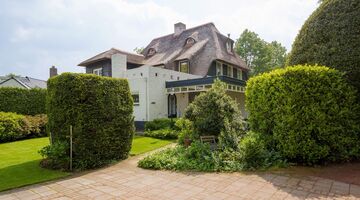 villa waalre voetballer noa lang