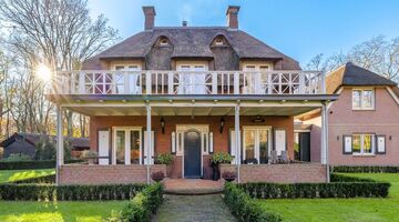 Droomvilla van buiten