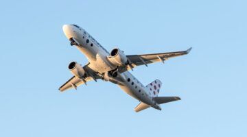 Een opstijgend vliegtuig, waar veel mensen vliegangst voor hebben