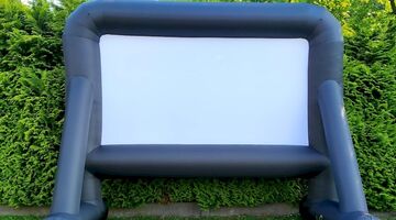 action projectiescherm opblaasbaar beamer buitenbioscoop