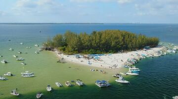 beer can island te koop party eiland pine key