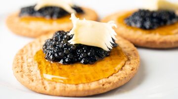 welke vis kaviaar hoe eten en wat drinken