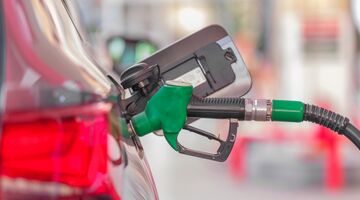 Vanaf vandaag is zomerbenzine verplicht: wat houdt het eigenlijk in?