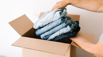 wat gebeurt er met retourzendingen kleding