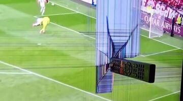 afstandsbediening in tv gooien boos