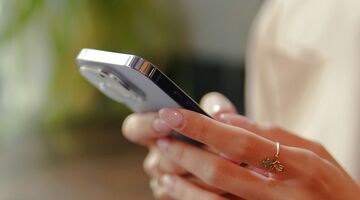 vrouw faalt dating app biografie foutje