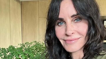 Courteney Cox jarig en fit lichaam