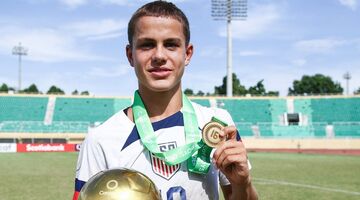 cavan sullivan salaris voetballer 14 jaar amerika