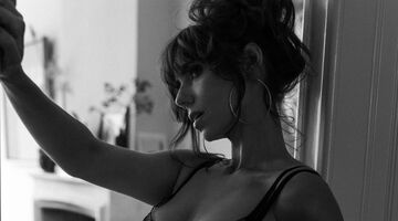 Gwen van Poorten shoot FHM