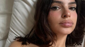 Emily Ratajkowski zonder kleding