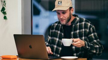 hoelang mag je in cafe zitten werken