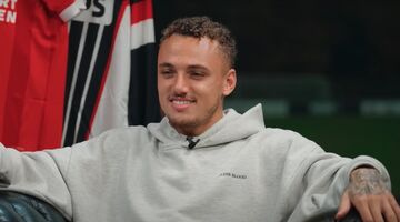 Hoeveel verdient noa lang met damage muziek