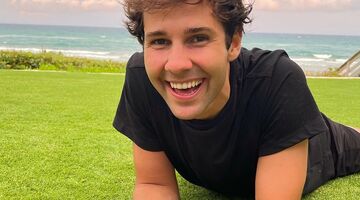 David Dobrik gespierd