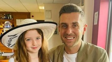 Winnaar Snookertoernooi belooft dochter cadeau na winnen 100.000 pond