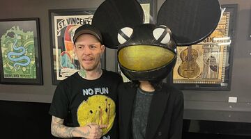 Deadmau 5 voor zijn muziekcollectie