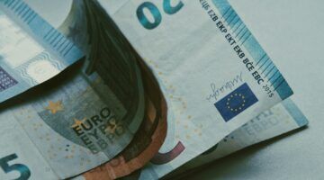 Cashgeld. zzp'ers nederland.