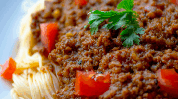 bord pasta (heb jij hiervan ook genoeg restjes in je koelkast)