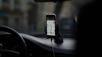 Telefoon in de auto