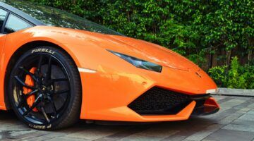 Voorkant van een Lamborghini