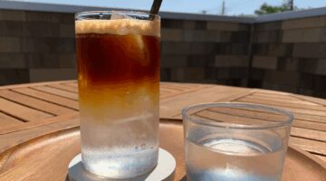 viraal zomerdrankje (espresso tonic)