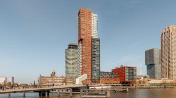 Het gebouw waar zich de duurste woning van Rotterdam (op Funda) zich bevindt