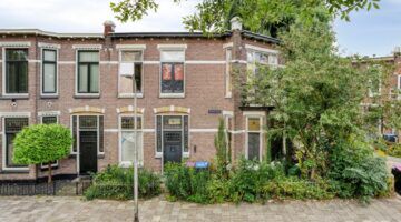 De woning die een grote rotzooi is.