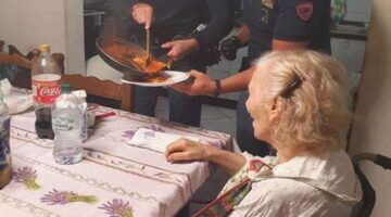 De eenzame vrouw uit Florence.