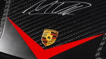 Details van de Porsche van Max Verstappen