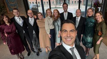 Een selfie van Rob Jetten met zijn kabinet