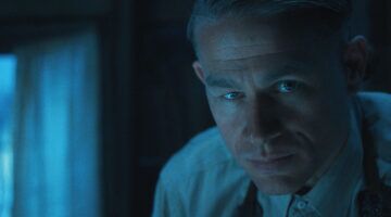 Acteur Charlie Hunnam, die moest afvallen voor zijn rol in Monster The Ed Gein Story